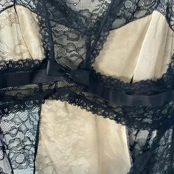 Tia Lynn lace racer back chemise - Picture 8 of 10